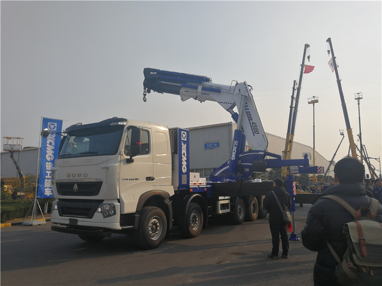 XCMG Official 90 Ton Mobile Truck Mounted Crane SQZ4500 for Sale